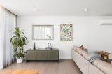 https://images.listonce.com.au/custom/160x/listings/80188-cambridge-street-collingwood-vic-3066/368/01570368_img_01.jpg?ZJUoO2Sbmpg