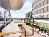 https://images.listonce.com.au/custom/160x/listings/8021-porter-street-hawthorn-east-vic-3123/273/01692273_img_06.jpg?hdHOJ8qRV2I