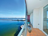 https://images.listonce.com.au/custom/160x/listings/806115-beach-street-port-melbourne-vic-3207/356/01087356_img_11.jpg?bvDw_EfRGxU