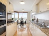 https://images.listonce.com.au/custom/160x/listings/808107-beach-street-port-melbourne-vic-3207/251/01090251_img_09.jpg?As2K-VZEZsE