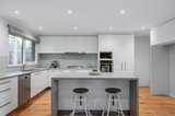 https://images.listonce.com.au/custom/160x/listings/81-bellevue-avenue-doncaster-east-vic-3109/042/01000042_img_04.jpg?ZBs_Qe9ldMg