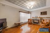 https://images.listonce.com.au/custom/160x/listings/81-cecil-street-williamstown-vic-3016/163/01613163_img_09.jpg?pi1ZPktHGy0