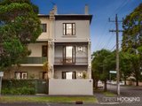 https://images.listonce.com.au/custom/160x/listings/81-merton-street-albert-park-vic-3206/089/01087089_img_02.jpg?nXSMQe0KL7w