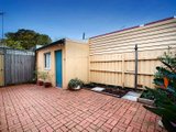 https://images.listonce.com.au/custom/160x/listings/81-napier-street-south-melbourne-vic-3205/509/01087509_img_03.jpg?BtGjiZIP_yk