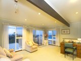 https://images.listonce.com.au/custom/160x/listings/81-newton-avenue-bell-post-hill-vic-3215/915/01698915_img_05.jpg?AwEwRTtbwMI