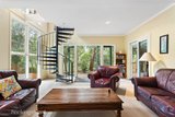 https://images.listonce.com.au/custom/160x/listings/81-orchard-crescent-mont-albert-north-vic-3129/526/01684526_img_06.jpg?COYS6HTwJgo