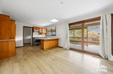 https://images.listonce.com.au/custom/160x/listings/81-richardson-drive-mornington-vic-3931/863/01942863_img_12.jpg?ZWfyrcFhQWs