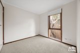 https://images.listonce.com.au/custom/160x/listings/81-richardson-drive-mornington-vic-3931/863/01942863_img_14.jpg?DMYzt3pMr50