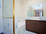 https://images.listonce.com.au/custom/160x/listings/81-via-media-box-hill-vic-3128/668/01683668_img_04.jpg?KZbd7IvWFa8