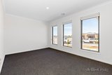 https://images.listonce.com.au/custom/160x/listings/81-willoby-drive-alfredton-vic-3350/471/01611471_img_05.jpg?_yXDiXyjPZE