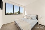https://images.listonce.com.au/custom/160x/listings/8101-white-street-mordialloc-vic-3195/550/01884550_img_10.jpg?QAdQySRV1nY