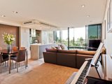 https://images.listonce.com.au/custom/160x/listings/812250-st-kilda-road-southbank-vic-3006/914/01674914_img_06.jpg?f4PTkBG0j3s