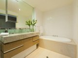 https://images.listonce.com.au/custom/160x/listings/812250-st-kilda-road-southbank-vic-3006/914/01674914_img_09.jpg?R4xELHyiggw