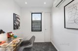 https://images.listonce.com.au/custom/160x/listings/81311-toorak-road-camberwell-vic-3124/261/01577261_img_06.jpg?I_5oCI9R7O0