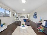 https://images.listonce.com.au/custom/160x/listings/814-landale-avenue-croydon-vic-3136/559/01525559_img_02.jpg?caL3HH9QwCg