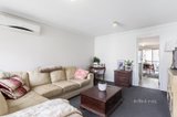 https://images.listonce.com.au/custom/160x/listings/815-cambridge-road-mooroolbark-vic-3138/965/01570965_img_03.jpg?u4rV-jcMmRU