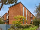 https://images.listonce.com.au/custom/160x/listings/8158-bridge-street-port-melbourne-vic-3207/104/01090104_img_02.jpg?-2OrttzRe6Q