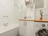 https://images.listonce.com.au/custom/160x/listings/8158-bridge-street-port-melbourne-vic-3207/104/01090104_img_06.jpg?5EvccD4CVCo