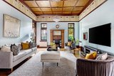 https://images.listonce.com.au/custom/160x/listings/816-burke-road-camberwell-vic-3124/187/01923187_img_04.jpg?XzEP7HMqExM