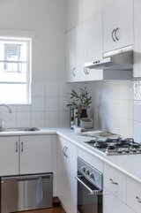 https://images.listonce.com.au/custom/160x/listings/8161-alexandra-avenue-toorak-vic-3142/161/01679161_img_06.jpg?C2r39Zq-N9Q