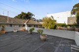https://images.listonce.com.au/custom/160x/listings/8161-alexandra-avenue-toorak-vic-3142/161/01679161_img_10.jpg?8stavSB0b6k