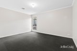 https://images.listonce.com.au/custom/160x/listings/817-bond-street-mount-pleasant-vic-3350/964/01902964_img_13.jpg?9nTKIp6uAvA