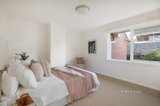https://images.listonce.com.au/custom/160x/listings/817-como-avenue-south-yarra-vic-3141/159/01522159_img_09.jpg?fGjADDQHxtM