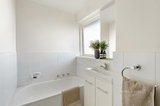 https://images.listonce.com.au/custom/160x/listings/817-como-avenue-south-yarra-vic-3141/159/01522159_img_10.jpg?HATZDtCAl34
