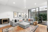 https://images.listonce.com.au/custom/160x/listings/817-loranne-street-bentleigh-vic-3204/725/01509725_img_04.jpg?z9akL9yk3Bw