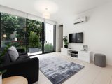 https://images.listonce.com.au/custom/160x/listings/817-pine-avenue-elwood-vic-3184/003/01795003_img_02.jpg?9atiMId3iYA