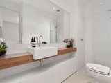 https://images.listonce.com.au/custom/160x/listings/817-pine-avenue-elwood-vic-3184/003/01795003_img_06.jpg?Z3i5B2oodBg