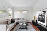 https://images.listonce.com.au/custom/160x/listings/8171-st-helena-road-greensborough-vic-3088/737/01551737_img_02.jpg?_cbHYoBijjQ