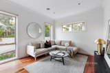 https://images.listonce.com.au/custom/160x/listings/8171-st-helena-road-greensborough-vic-3088/737/01551737_img_03.jpg?2KlmlhyUCQ0