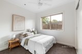 https://images.listonce.com.au/custom/160x/listings/8171-st-helena-road-greensborough-vic-3088/737/01551737_img_10.jpg?k9FWSBLp3qI