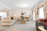 https://images.listonce.com.au/custom/160x/listings/818-highbury-road-glen-waverley-vic-3150/667/01900667_img_02.jpg?VZK55lYBJAc