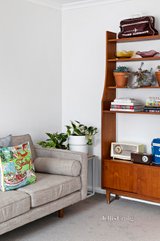 https://images.listonce.com.au/custom/160x/listings/8187-mansfield-street-thornbury-vic-3071/048/01013048_img_04.jpg?Wermqx10A-8