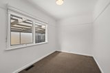 https://images.listonce.com.au/custom/160x/listings/819-mt-dandenong-road-montrose-vic-3765/334/01893334_img_09.jpg?3hsFanswge8