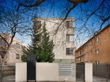 https://images.listonce.com.au/custom/160x/listings/8193-brighton-road-elwood-vic-3184/444/01794444_img_01.jpg?dVxTFjVclk4