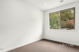 https://images.listonce.com.au/custom/160x/listings/8198-sherbourne-road-montmorency-vic-3094/461/01899461_img_04.jpg?6e4M9sAmOsY