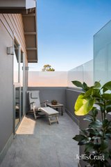 https://images.listonce.com.au/custom/160x/listings/81a-erskine-street-middle-park-vic-3206/348/01980348_img_14.jpg?vKVGxK5Y_OA