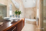 https://images.listonce.com.au/custom/160x/listings/81a-erskine-street-middle-park-vic-3206/348/01980348_img_15.jpg?BMpg-XTARm4