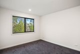 https://images.listonce.com.au/custom/160x/listings/81a-esther-crescent-mooroolbark-vic-3138/422/01849422_img_08.jpg?1JeL84EYHxI