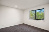 https://images.listonce.com.au/custom/160x/listings/81a-esther-crescent-mooroolbark-vic-3138/422/01849422_img_10.jpg?TBK3uQXg430