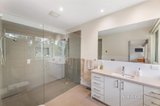 https://images.listonce.com.au/custom/160x/listings/82-84-brucedale-crescent-park-orchards-vic-3114/953/01141953_img_07.jpg?B_jVvHE3QDk