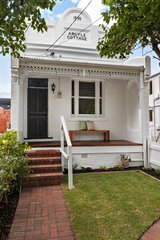 https://images.listonce.com.au/custom/160x/listings/82-argyle-street-moonee-ponds-vic-3039/388/01916388_img_05.jpg?D1gfgfzMOVU