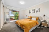 https://images.listonce.com.au/custom/160x/listings/82-buena-vista-drive-montmorency-vic-3094/564/01157564_img_07.jpg?Equ_vPZWOqE