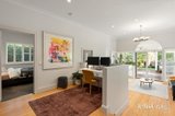 https://images.listonce.com.au/custom/160x/listings/82-croydon-road-surrey-hills-vic-3127/060/01990060_img_08.jpg?CXk4sxI8Ct0