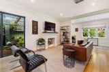 https://images.listonce.com.au/custom/160x/listings/82-ebden-street-kyneton-vic-3444/642/01174642_img_03.jpg?sJXZKJiww-A