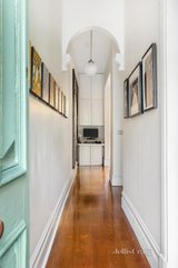 https://images.listonce.com.au/custom/160x/listings/82-elgin-street-hawthorn-vic-3122/819/01677819_img_02.jpg?TeFLbbe6JRE