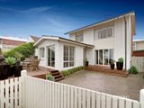 https://images.listonce.com.au/custom/160x/listings/82-esplanade-williamstown-vic-3016/965/01202965_img_01.jpg?D9Dxy4DSzIg